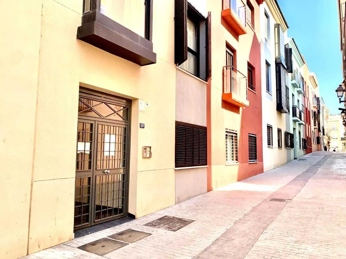 Homely Malaga Refino Bajo G6 Y F6 0*,  Espagne